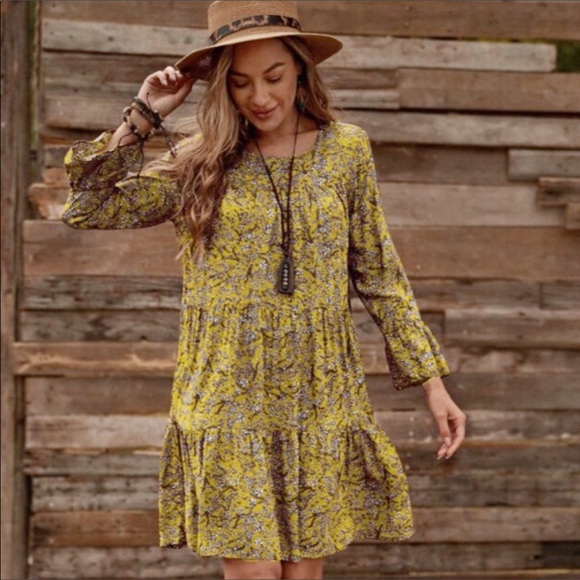 BOHO FLORAL TIERED DRESS SMALL AVAILABLE  NWT - Picture 2 of 9